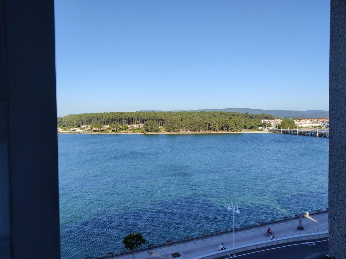 O Grove Centro Con Vistas A La Toja Parking Apartment Exterior photo